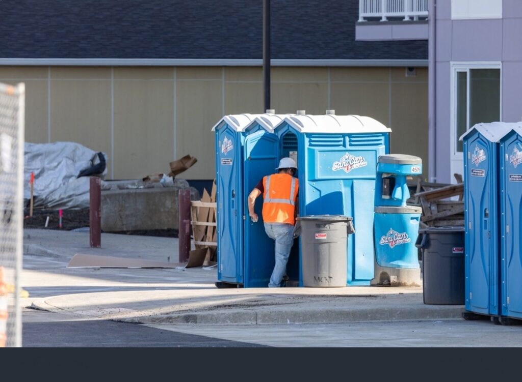 construction site toilets​​